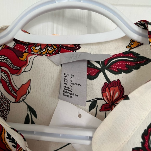 H&M Floral Blouse - Picture 3 of 5